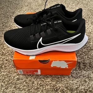Nike air zoom Pegasus 38 size 11